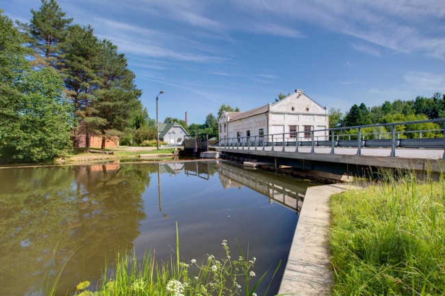 Leevaku hydroelectric power station and museum