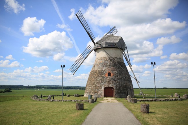 Kuremaa mill