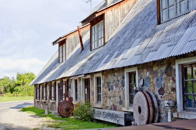 Rideļi watermill