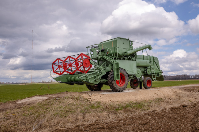 P108-Claas Harvester