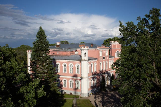 Bīriņi water tower
